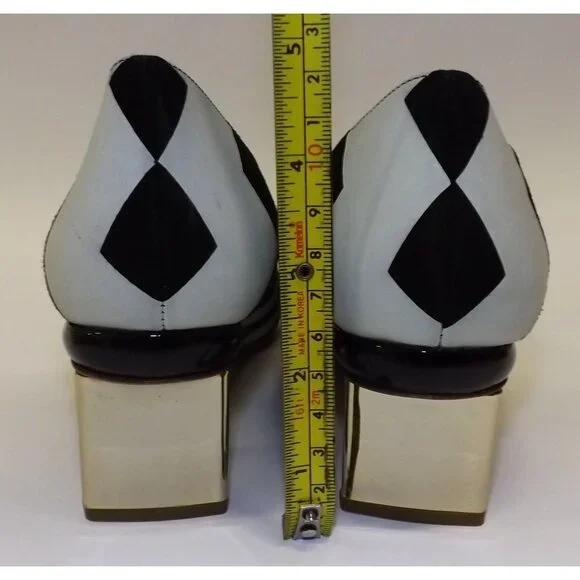 Nicholas Kirkwood Gold Prism Pump Chevron Point Toe Heel Black White Sz 7 ZigZag - Picture 5 of 12